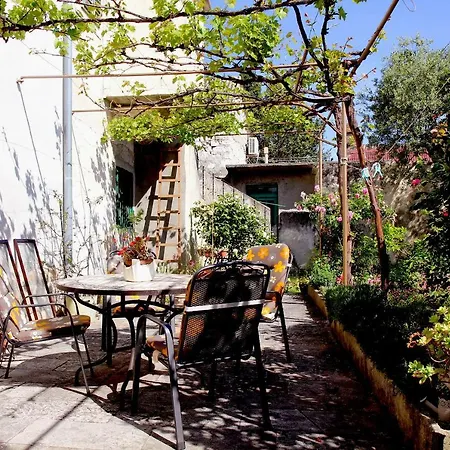 Casa Pelizzari Villa *